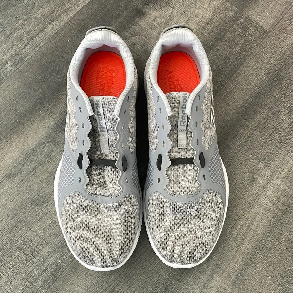 Reebok flexagon force gray tennis shoes 9